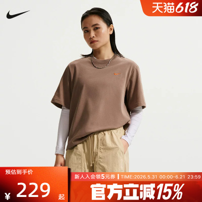 NIKE耐克女子T恤夏季新款背部图案休闲宽松短袖针织衫 IR7589-214