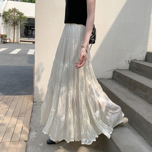 白色流光褶皱蛋糕裙半身裙女2026春夏遮胯显瘦a字裙宽松大摆长裙