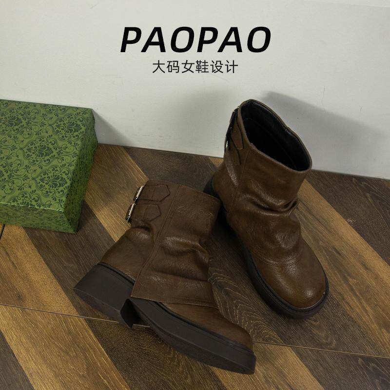 大码女靴41到43宽脚胖马丁靴时装靴厚底加绒皮带扣堆堆靴2025冬季