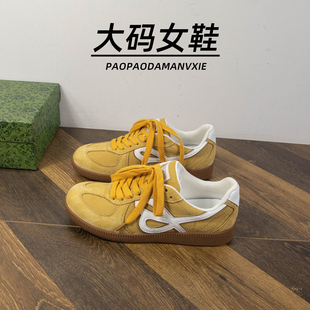 大码女鞋41到43宽脚胖休闲板鞋复古德训鞋厚底运动鞋时尚2025秋季