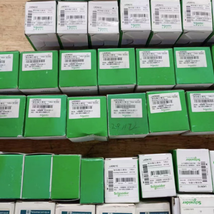 施耐德辅助触头LA1-DN11/DN20/DN02/DN22/DN31/DN40/DN13/DN04