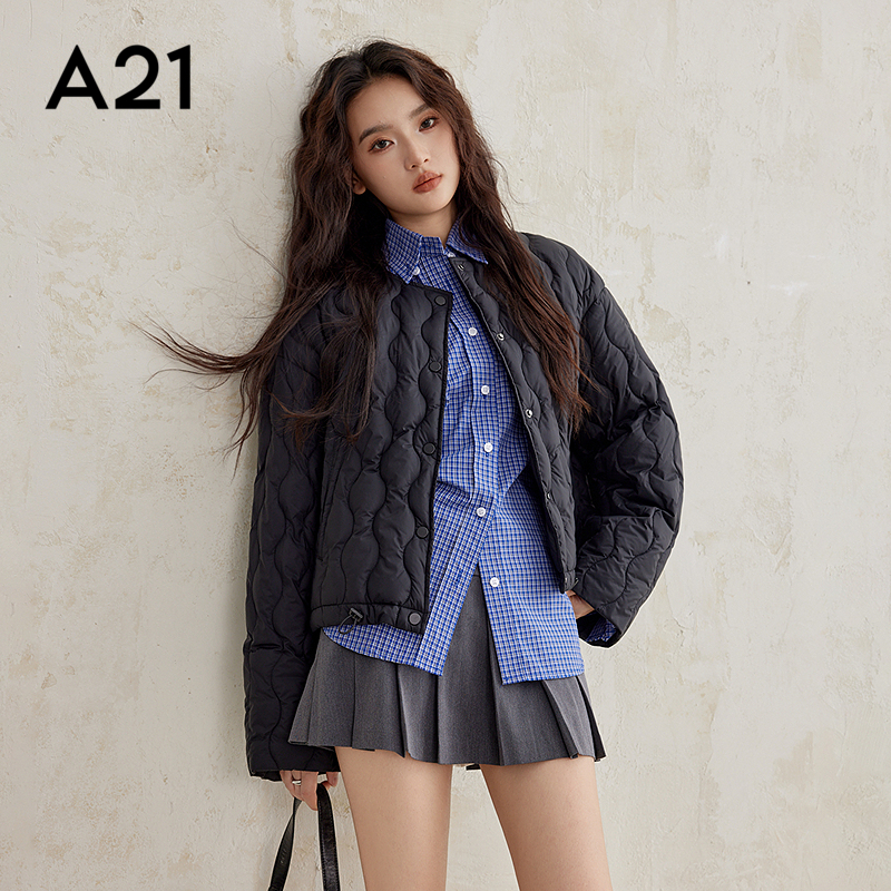 A21女装梭织宽松圆领落肩开襟短棉服