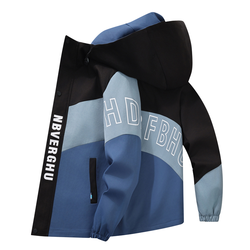 春秋季薄款连帽休闲夹克外套男