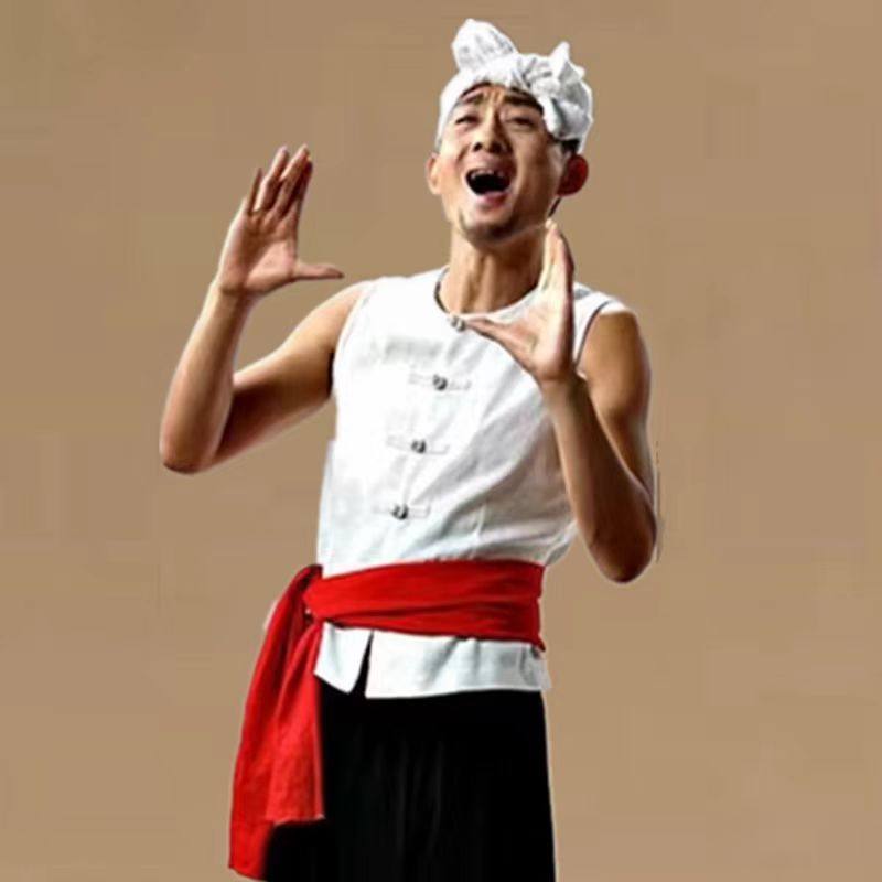 阿宝农民演出服男白色背心红色腰