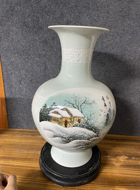 景德镇陶瓷艺术瓷厂手工雕刻纹手工拉坯手工绘画山水花瓶收藏摆件