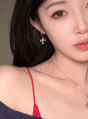 独特钛金色十字架项链戒指耳环