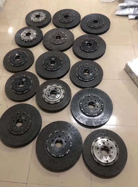 悬挂系统碳陶瓷刹车盘法拉利