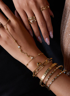 欧美不锈钢爱心手链轻奢感18k金手饰不掉色钛钢饰品跨境