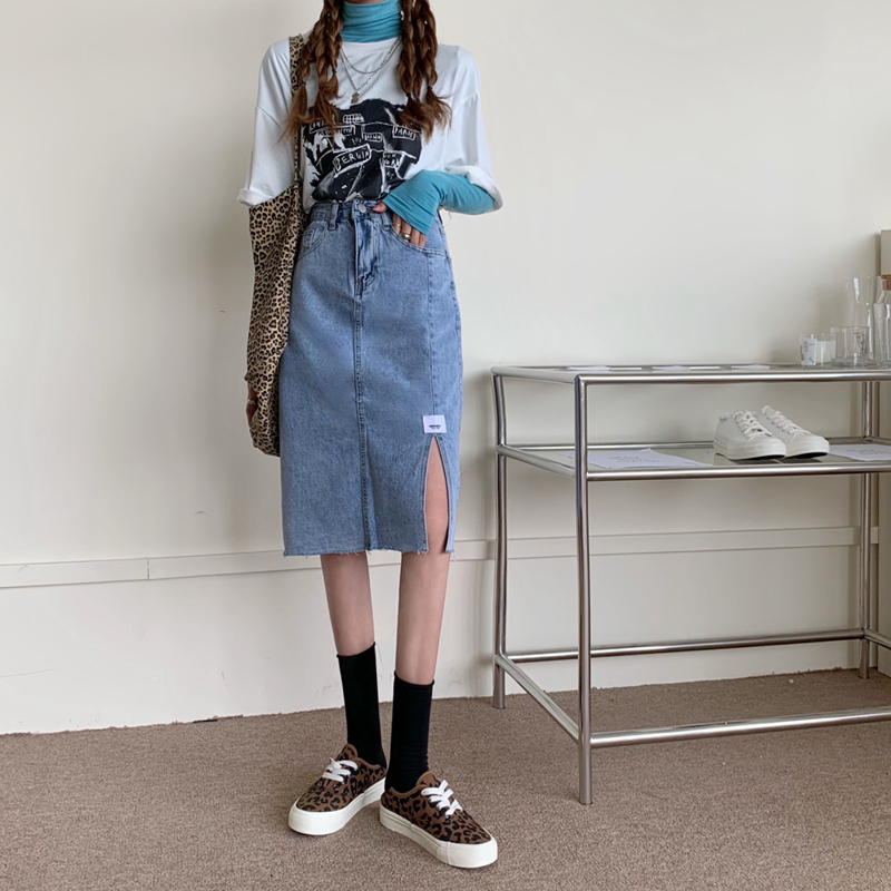 Real price ᦇ denim skirt spring and summer new retro versatile high waist slim split skirt chic