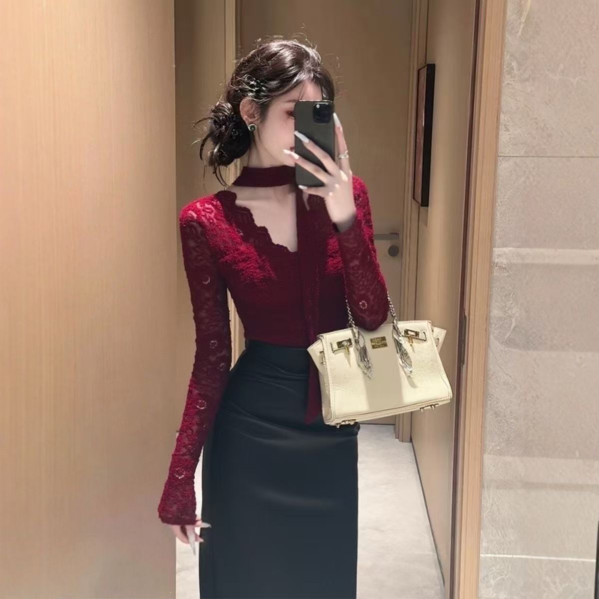 时尚轻奢减龄洋气酒红色蕾丝衬衫秋冬新款御姐风气质设计感上衣女