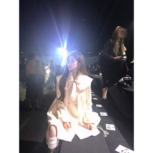 Le 19 RomanLand 冬日恋歌娃娃领毛呢外套拼皮连衣裙斗篷呢子大衣