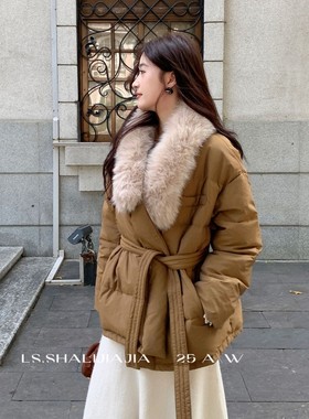 大毛领白鸭绒羽绒服女2025冬季新款短款小个子上衣外套