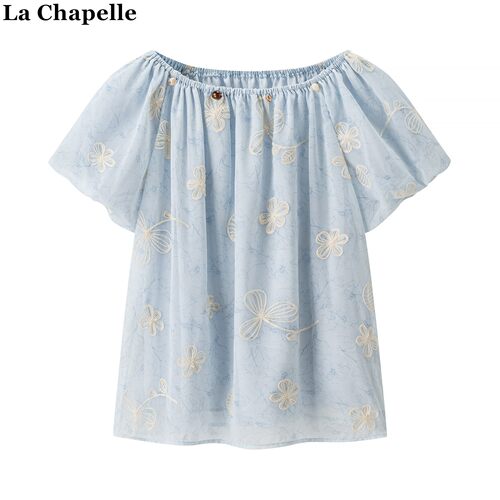 拉夏贝尔/La Chapelle国风甜美短袖衬衫女夏季新款一字肩刺绣上衣