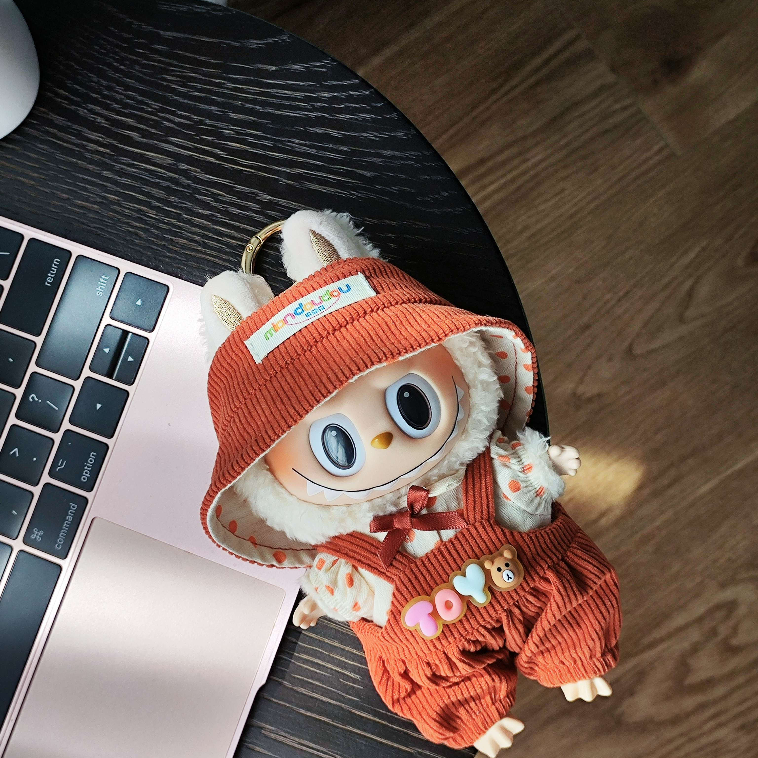 拉布布娃衣背带裤帽子套装