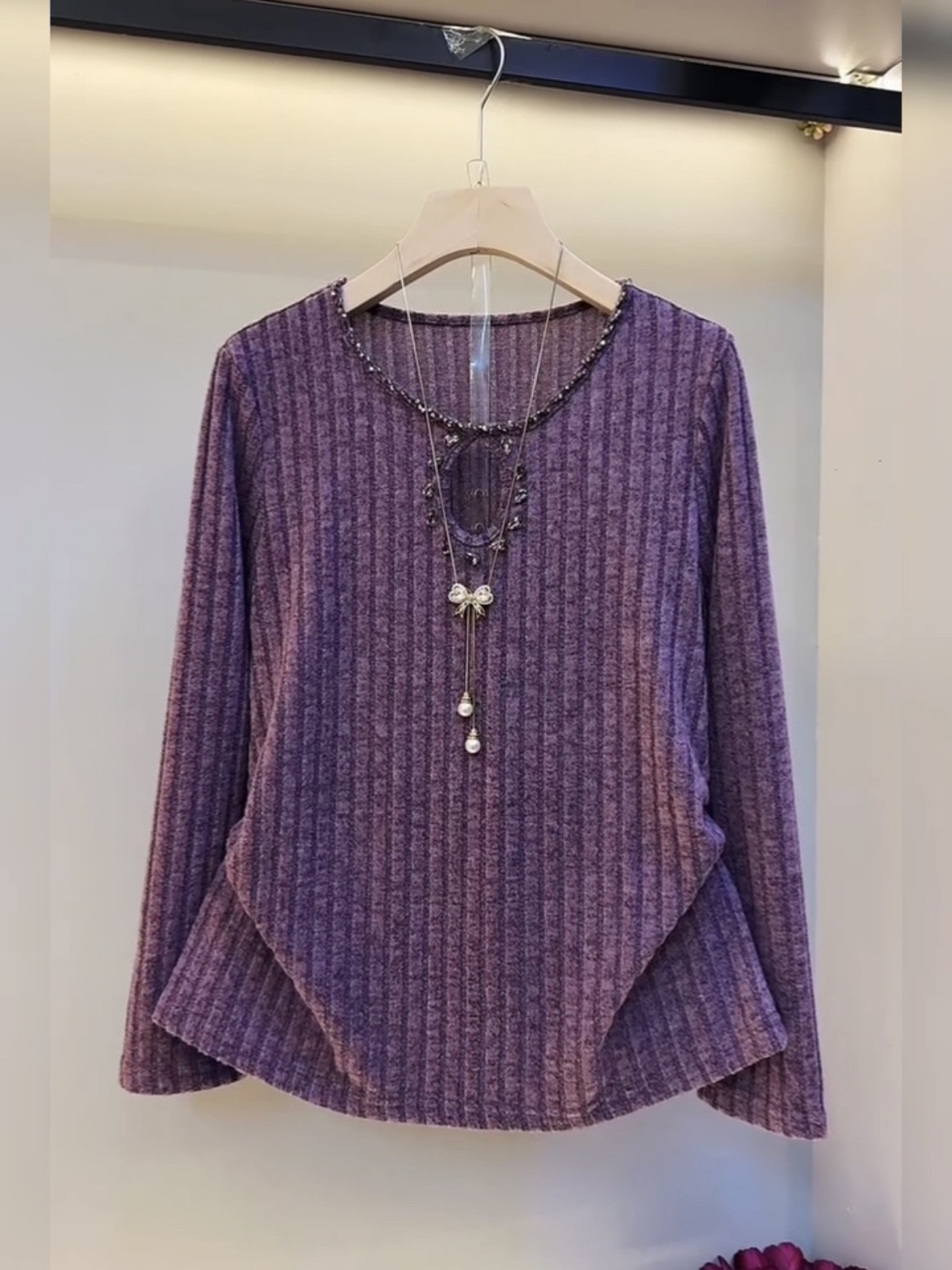 秋冬大码重工钉珠加厚竖条打底衫女宽松显瘦洋气减龄上衣内搭外穿