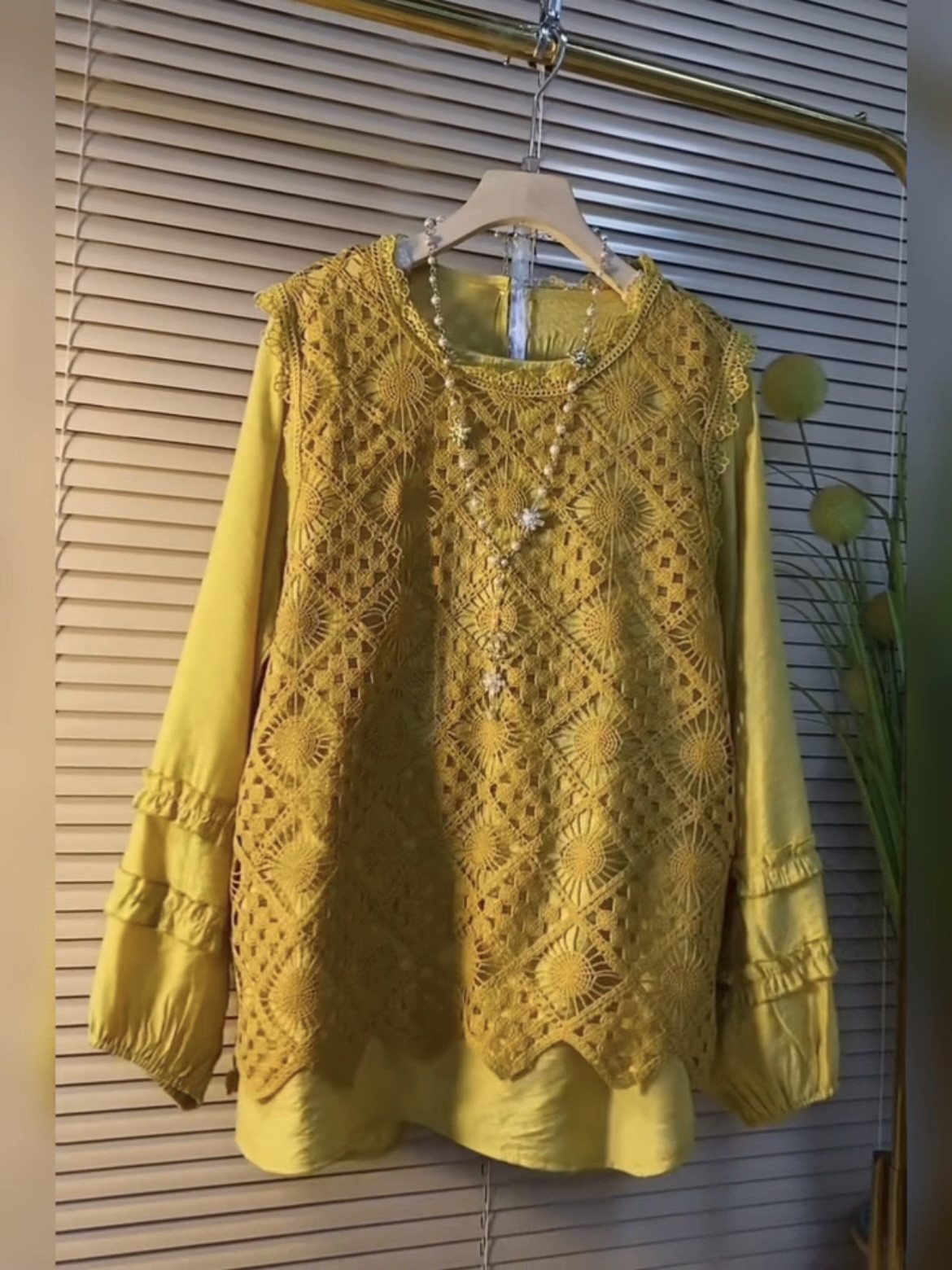 秋冬大码针织马甲木耳边打底衫套装宽松显瘦减龄内搭外穿小众上衣,女装/女士精品,常规大码外套,淘宝优惠券,粉丝福利购,淘宝优惠卷