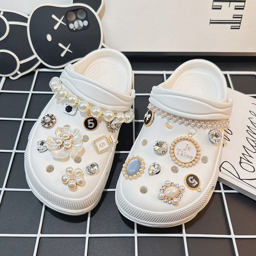 珍珠儿童四季通用洋气时尚洞洞鞋