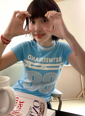 BETWEENAND 细节满满少女芭蕾运动风蕾丝贴布绣蝴蝶结蓝色短袖女