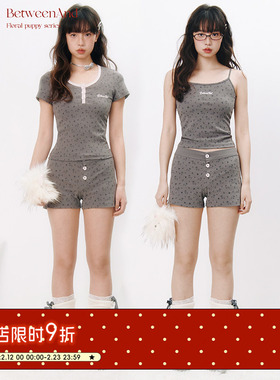 BETWEENAND  夏季灰咖色满印居家服可外穿吊带 短袖睡衣睡裤套装