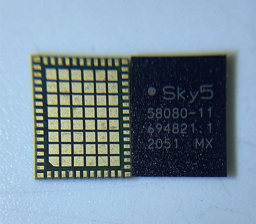 荣耀Play5t功放IC 中频IC 射频IC 充电IC 58080-11 SR3595D UYN10