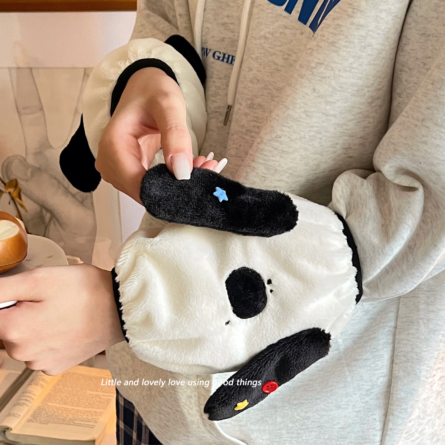 可爱袖套冬季护袖2025新款女生洋气办公室防脏耐脏成人羽绒服袖头