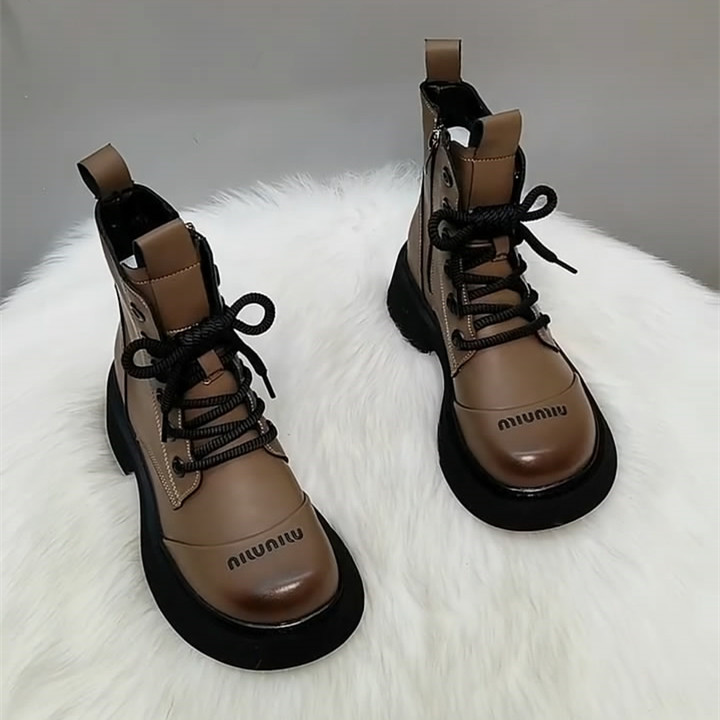羊毛一体马丁靴女平底防滑棉靴
