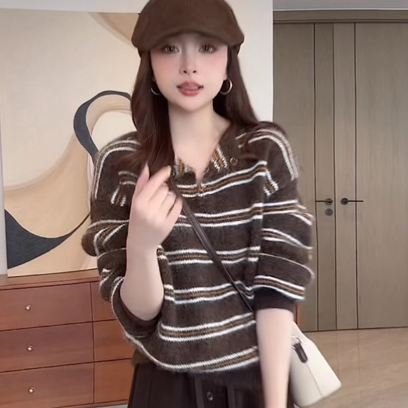 美式复古条纹条纹套头针织衫女春秋短款小翻领落肩软糯宽松毛衣