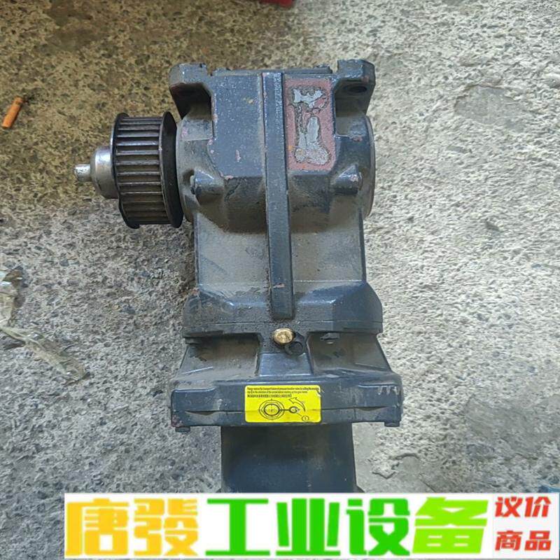 减速机，标牌掉了，成色漂亮，要的聊 维修询价