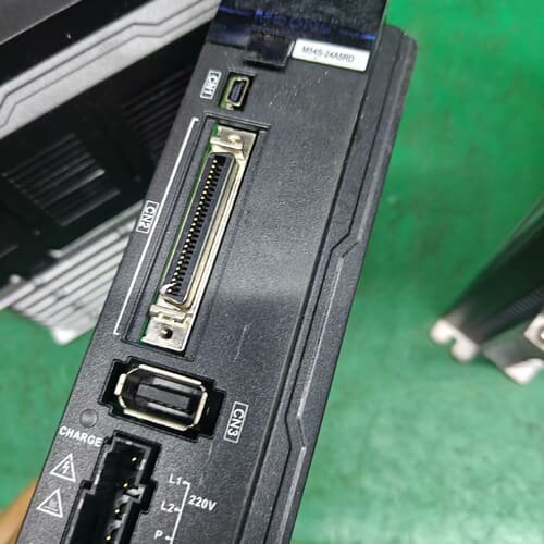 鸣志伺服驱动器 M54S-24A5RD 新款咨询维修