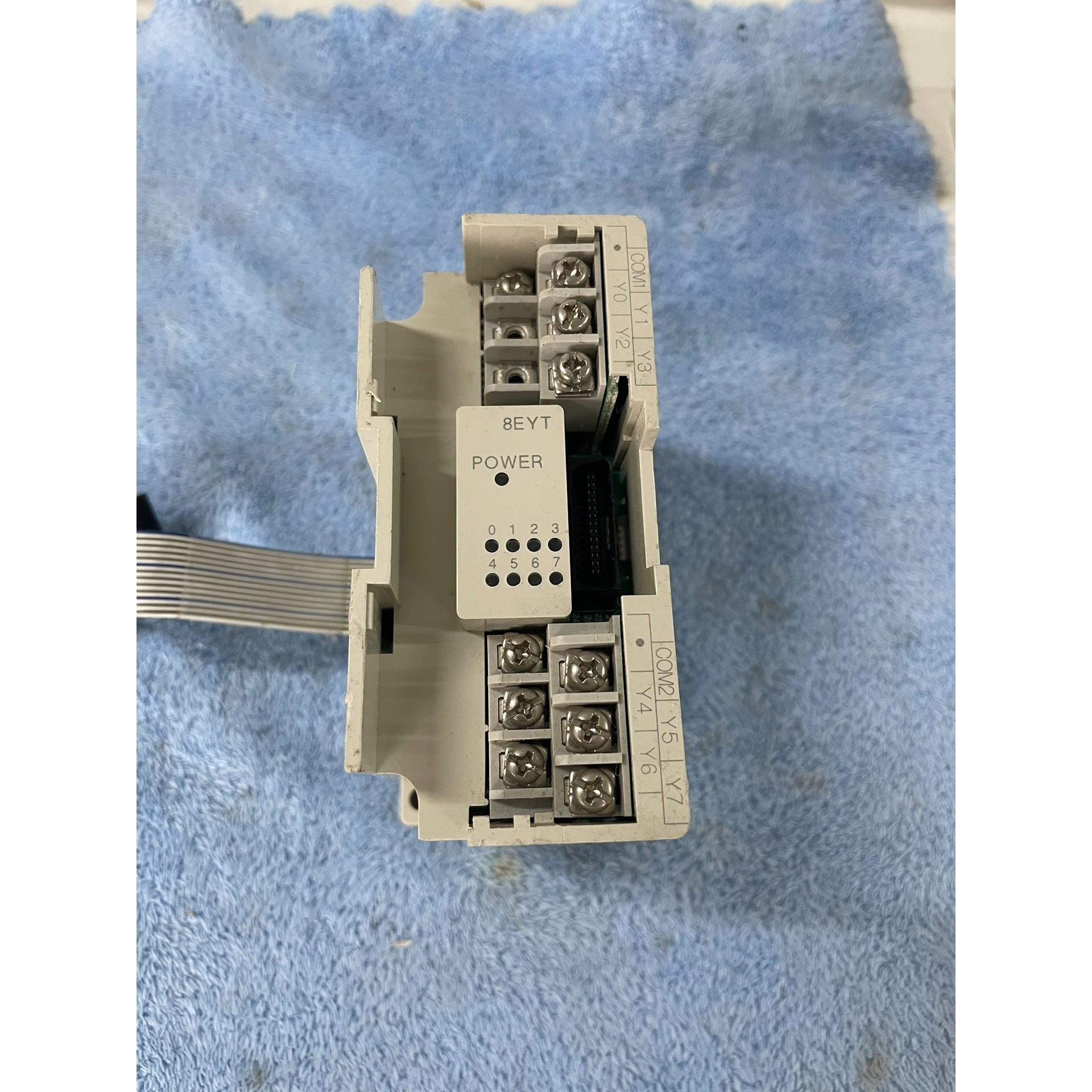 三菱FX2N-8EYT PLC扩展模  实物拍摄 成咨询维修咨询维修