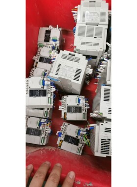 松下PLC型号FPXHC14T库存25台年份新版咨询维修