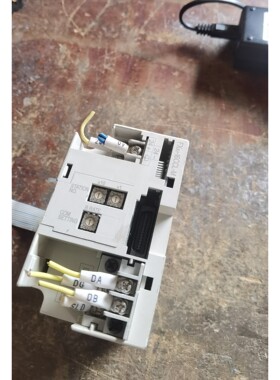 三菱plcfx3u16cclm二手拆机实物图包功能咨询维修咨询维修