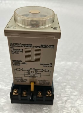 欧姆龙时间继电器H3CRH8L 24DC/AC带底座咨询维修