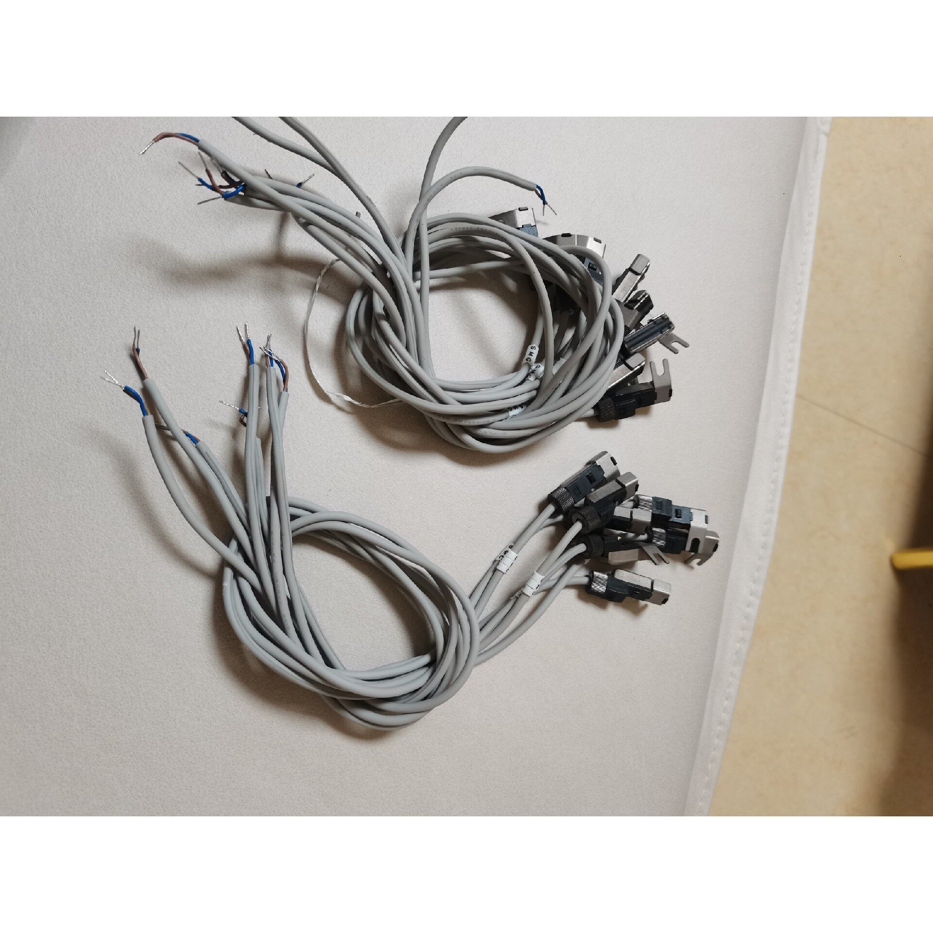 SMC原装磁性开关D-T792C现货7条咨询维修咨询维修