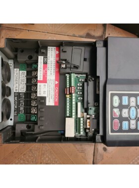 台达VFDC2000,15KW成色如图,没有下盖子,需要咨询维修咨询维修