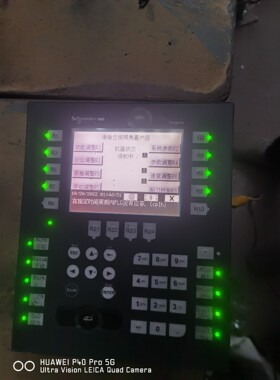 施耐德触摸屏XBTGK2120实物图 质保 现货的咨询维修