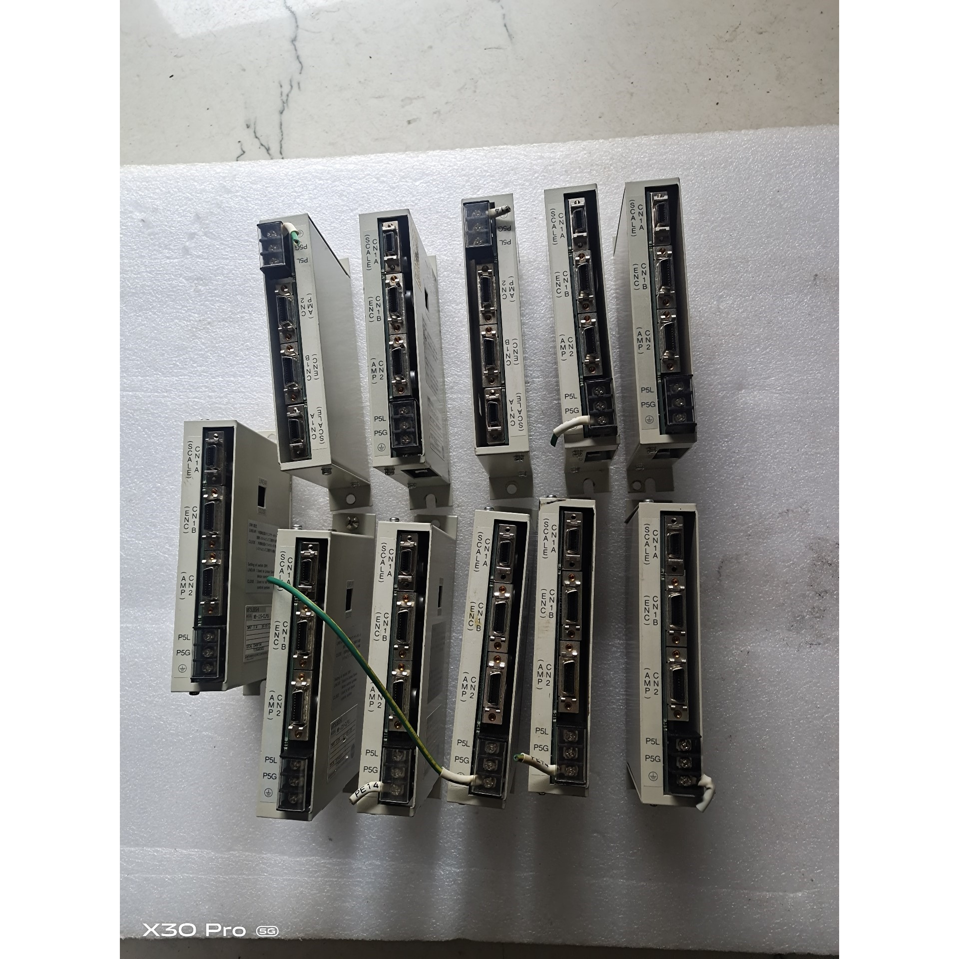 拆机件MR-J2S-CLP01图片是实物拍摄,便宜出售,成色咨询维修咨询维