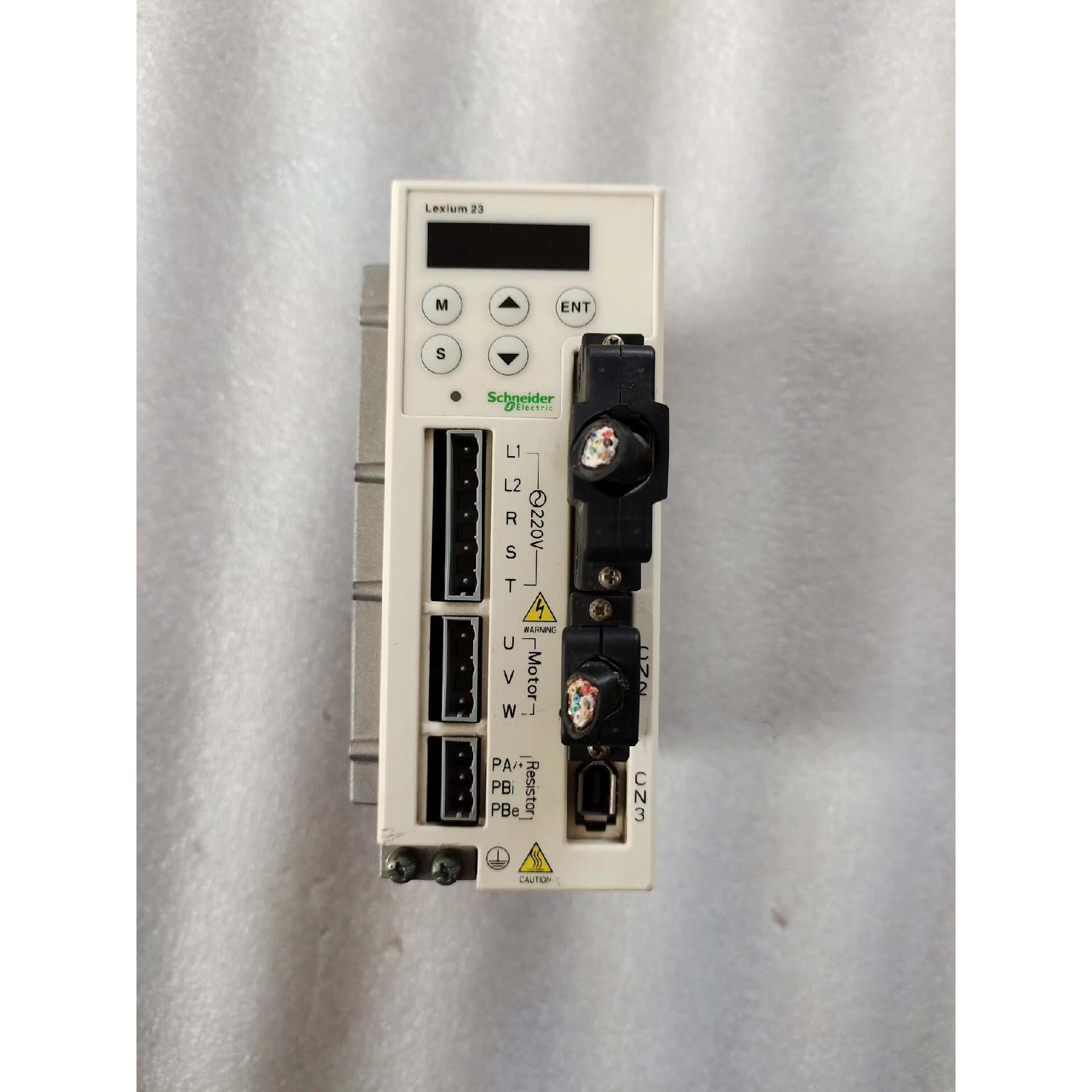 施耐德伺服驱动器LXM23CU04M3X  400W咨询维修咨询维修