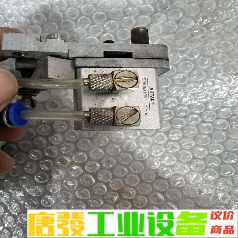 原装正品亚德客薄型气缸型号SDA16X10B 包好 维修询价 - 实物图