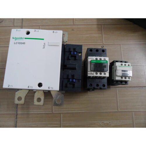 施耐德交流接触器LC1D09 LC1D50A LC1D245咨询维修