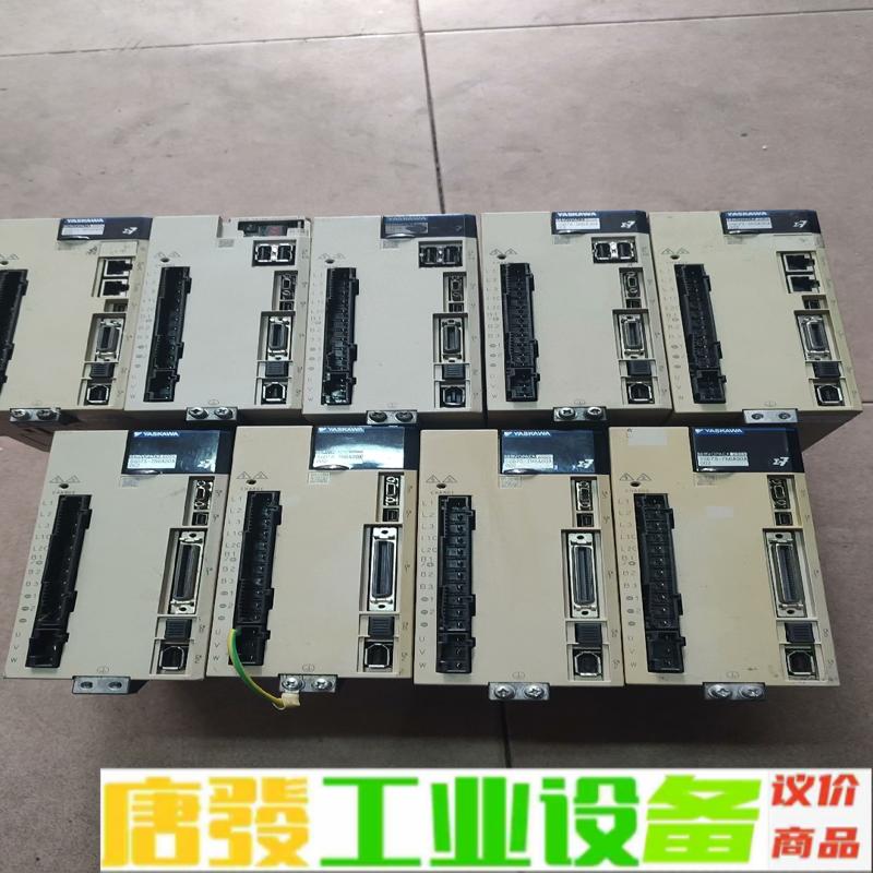安川7系1kw伺服驱动器SGD7S-7R6A00A 维修询价
