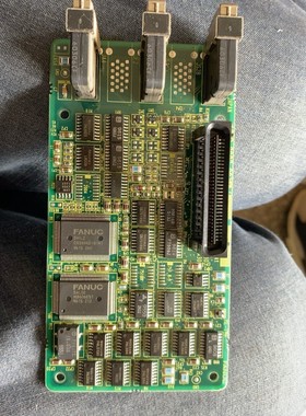 发那科单轴驱动器控制板A20B2002003件成咨询维修