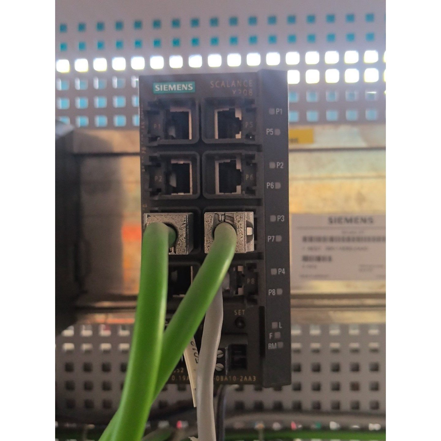 西门子 6GK52080BA002AA3成色如图咨询维修