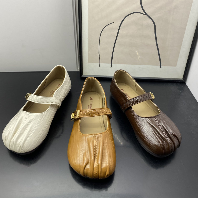 26春季新款复古风一字扣玛丽珍鞋女平跟圆头浅口单鞋舒适百搭女