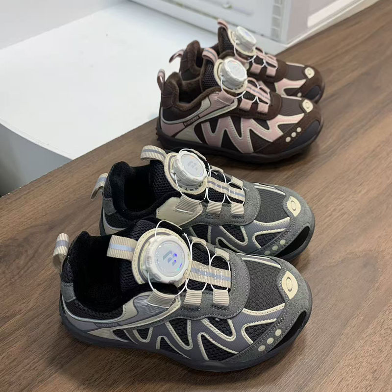 儿童男童旋转扣旋纽德训鞋2025韩版女童休闲加绒秋冬二棉阿甘鞋潮