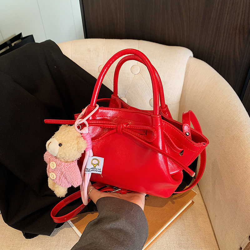 时尚超火小包包女2026新款流行洋气百搭斜挎包夏季爆款手提水桶包,箱包皮具/热销女包/男包,水桶包,淘宝优惠券,粉丝福利购,淘宝优惠卷