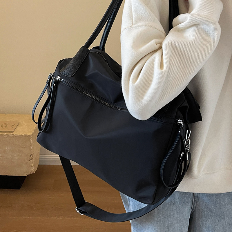 休闲尼龙布大容量包包女2025新款秋冬百搭斜挎包单肩腋下包通勤包,箱包皮具/热销女包/男包,托特包,淘宝优惠券,粉丝福利购,淘宝优惠卷