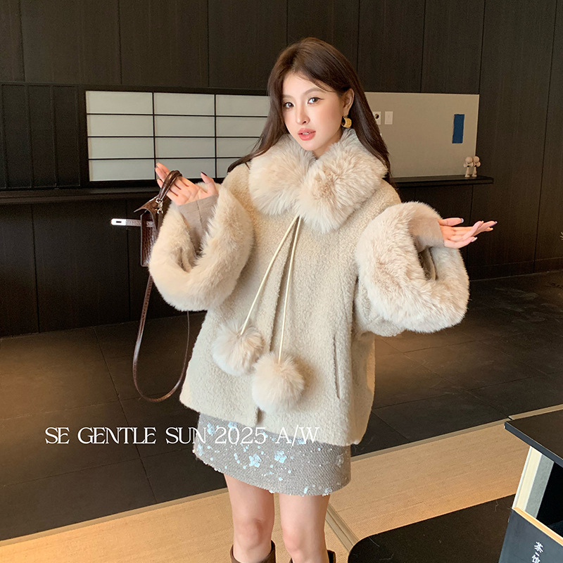 SE GENTLE SUN秀熙熙2025冬季名媛气质毛毛领设计百搭羊毛短外套