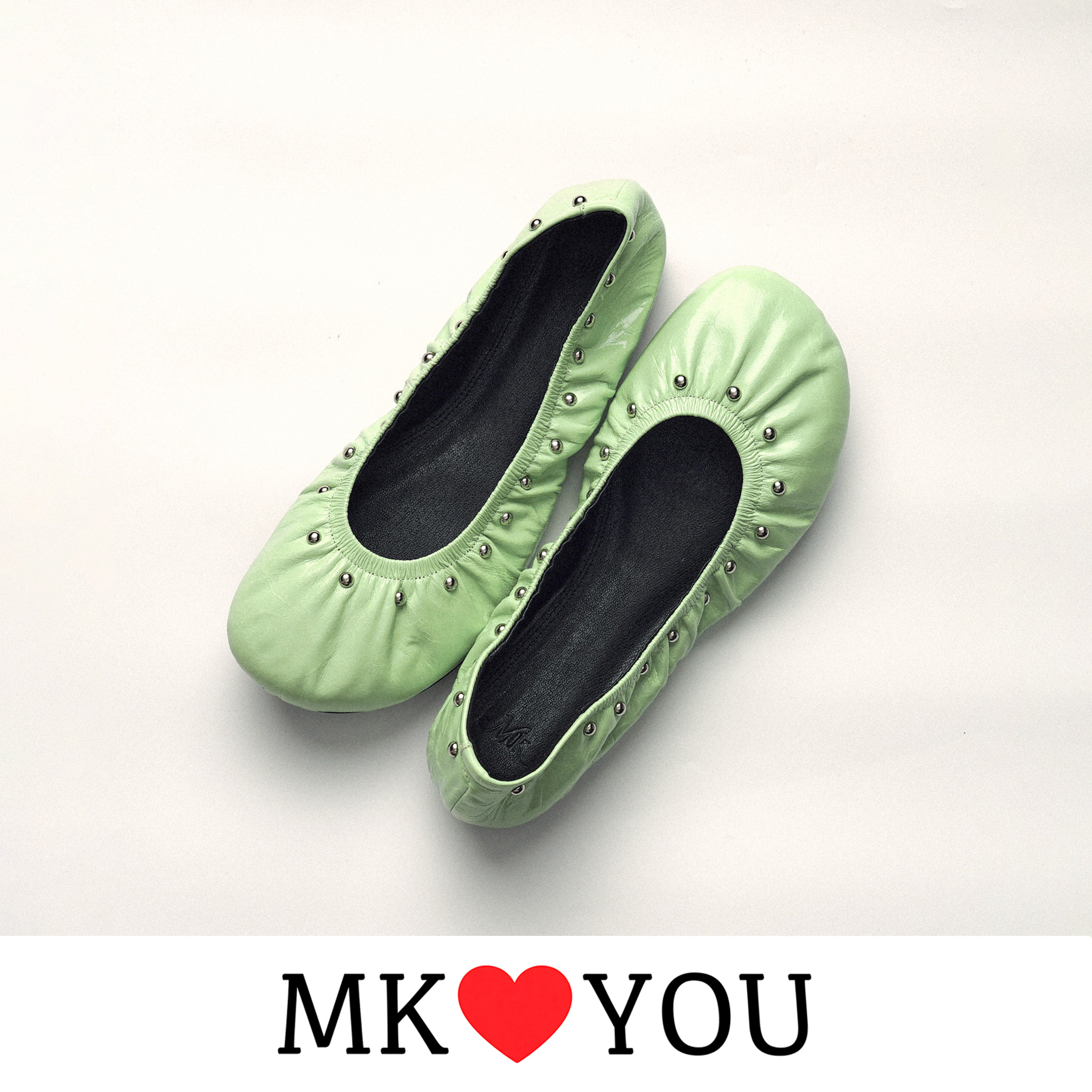 MUMKKO莓刻「胖钉鞋」哈密瓜绿DotStuds 铆钉褶皱女鞋油蜡牛皮