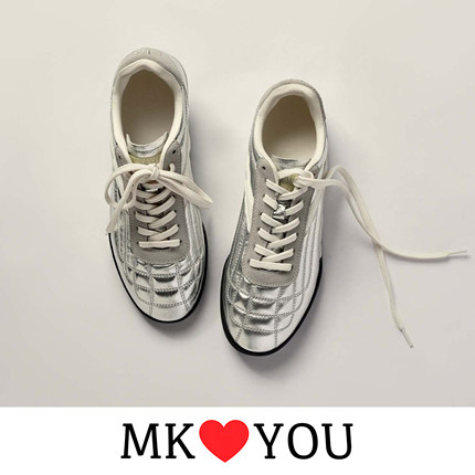MUMKKO莓刻 网球德训-复古薄底鞋 翻盖 银白米白色 女